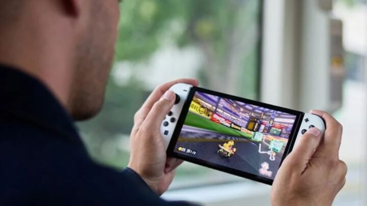 Nintendo Quietly Boosts Switch 2 Backward Compatibility with Surprising New Update