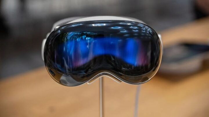 Apple Vision Pro: Why Its £3500 Headset May Have Already Peaked