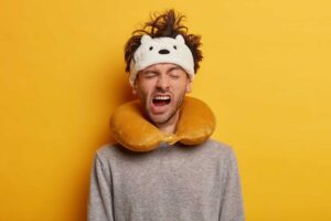 5 Best Neck Pillows for Long Flights - 2025 Guide 13 5 Best Neck Pillows for Long Flights – 2025 Guide